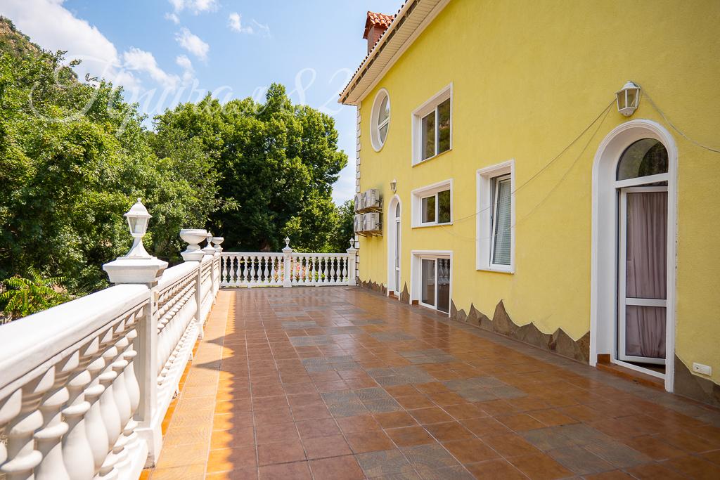 Республика Крым, г.о. Алушта, пос. Лазурное