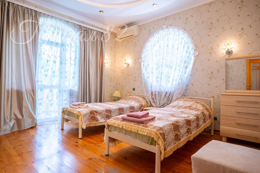 Республика Крым, г.о. Алушта, пос. Лазурное