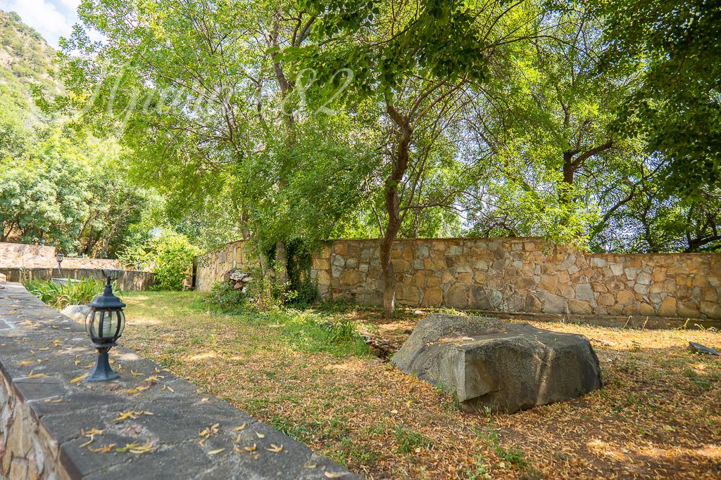 Республика Крым, г.о. Алушта, пос. Лазурное