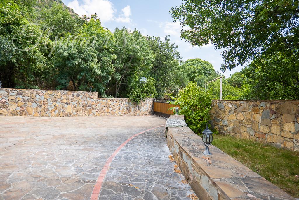 Республика Крым, г.о. Алушта, пос. Лазурное