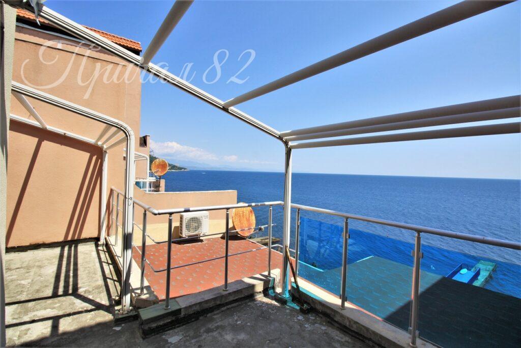 Алушта, Чайка, улица Багрова 12