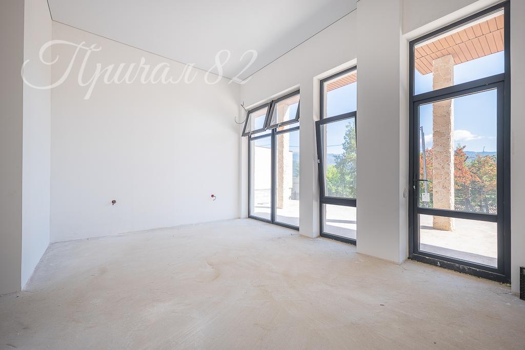 Ялта, улица Магобинская 8