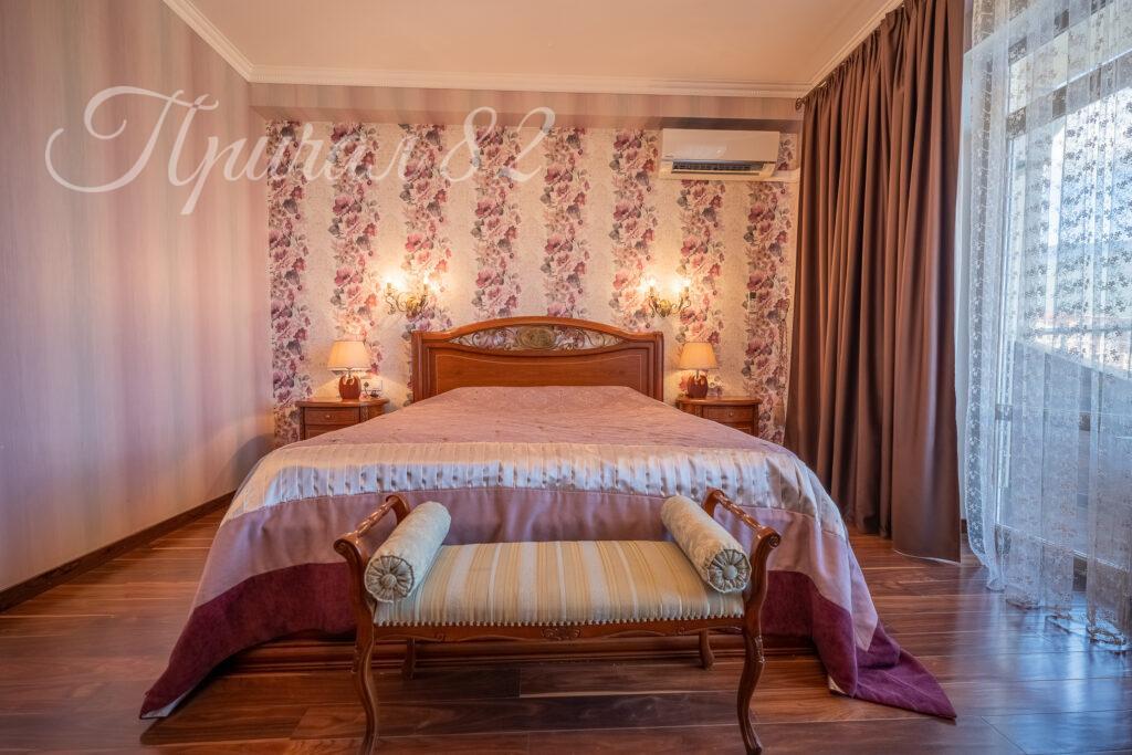 Ялта, улица Щорса,30