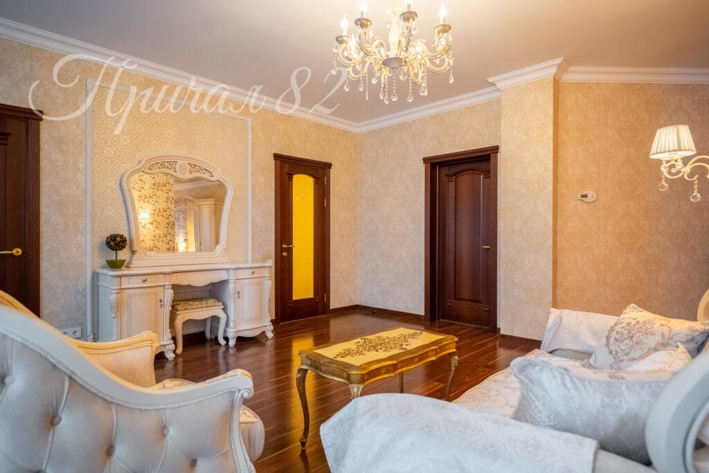 Ялта, улица Щорса,30