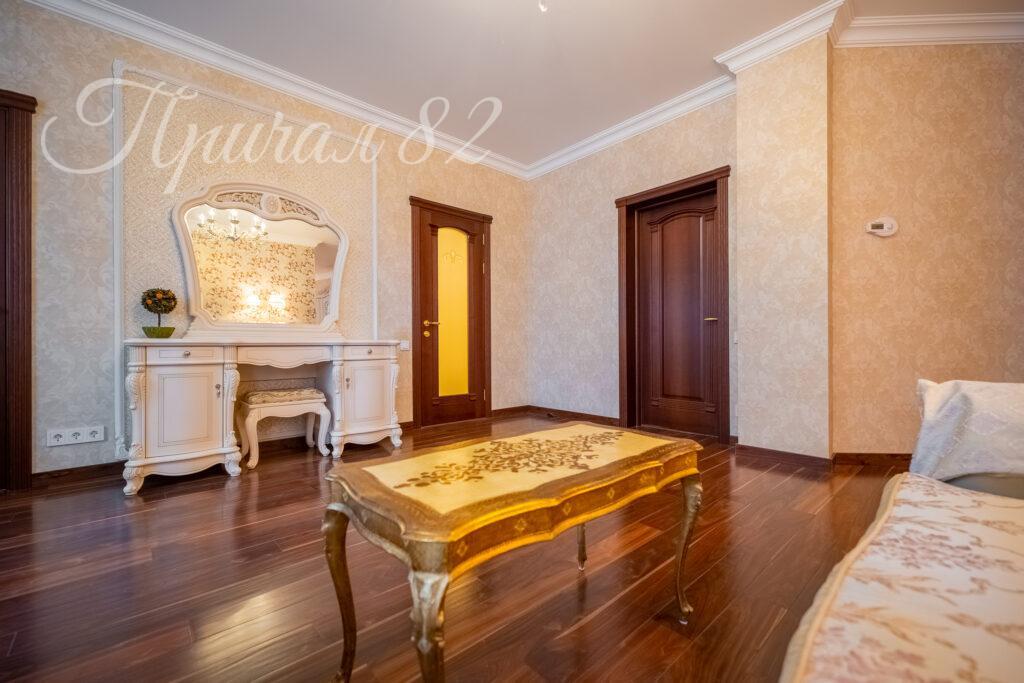 Ялта, улица Щорса,30