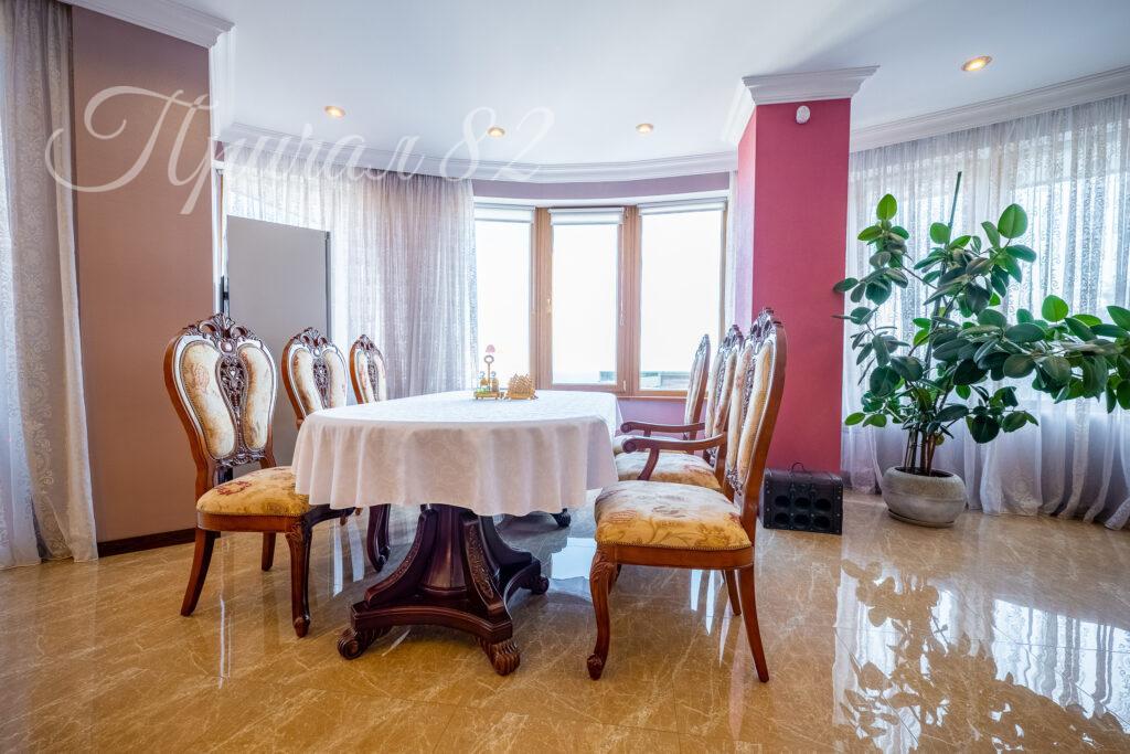 Ялта, улица Щорса,30