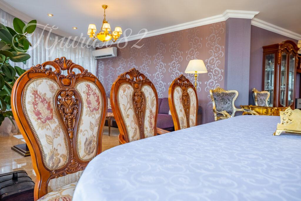 Ялта, улица Щорса,30