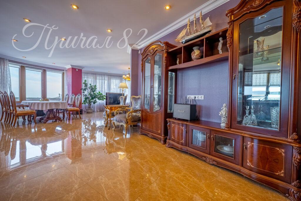 Ялта, улица Щорса,30