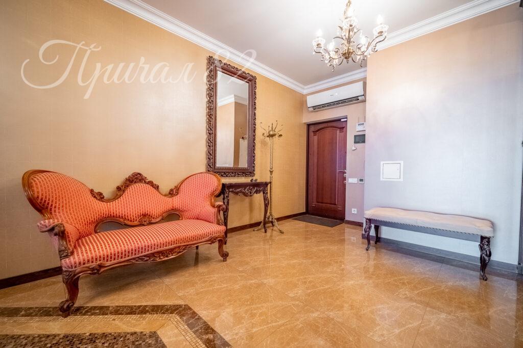 Ялта, улица Щорса,30