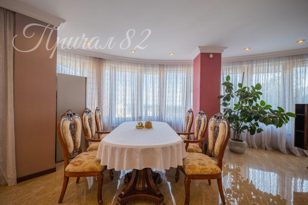 Ялта, улица Щорса,30