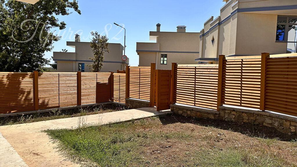 Ялта, пгт. Гаспра, ул. Горького, 84