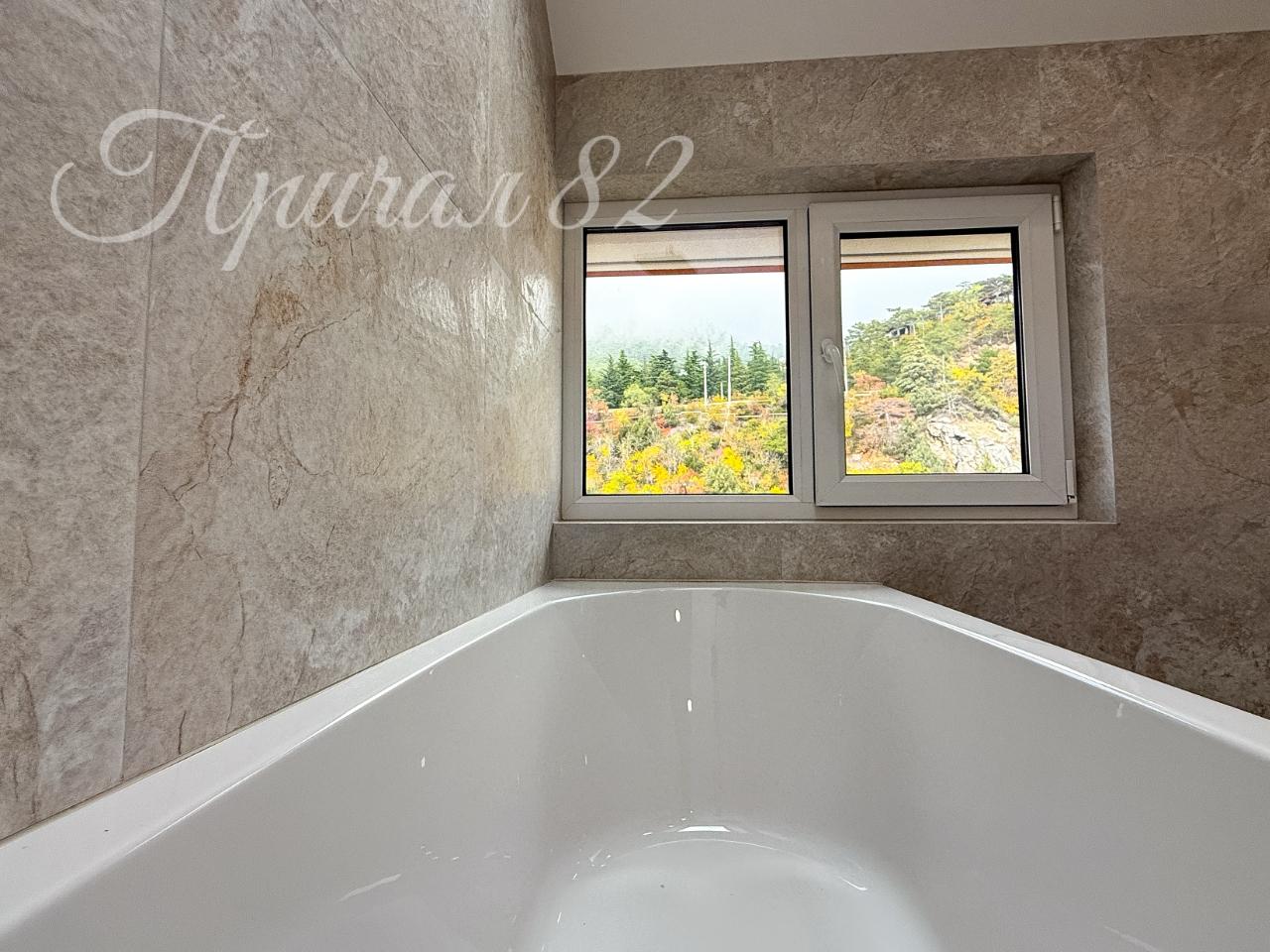 Ялта, Наташинская 2Ж