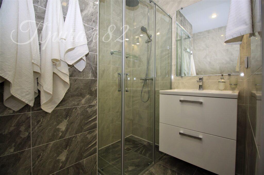 Ялта, улица Блюхера, дом 19