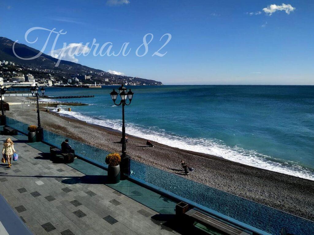 Ялта, наб. им. Ленина 18/20