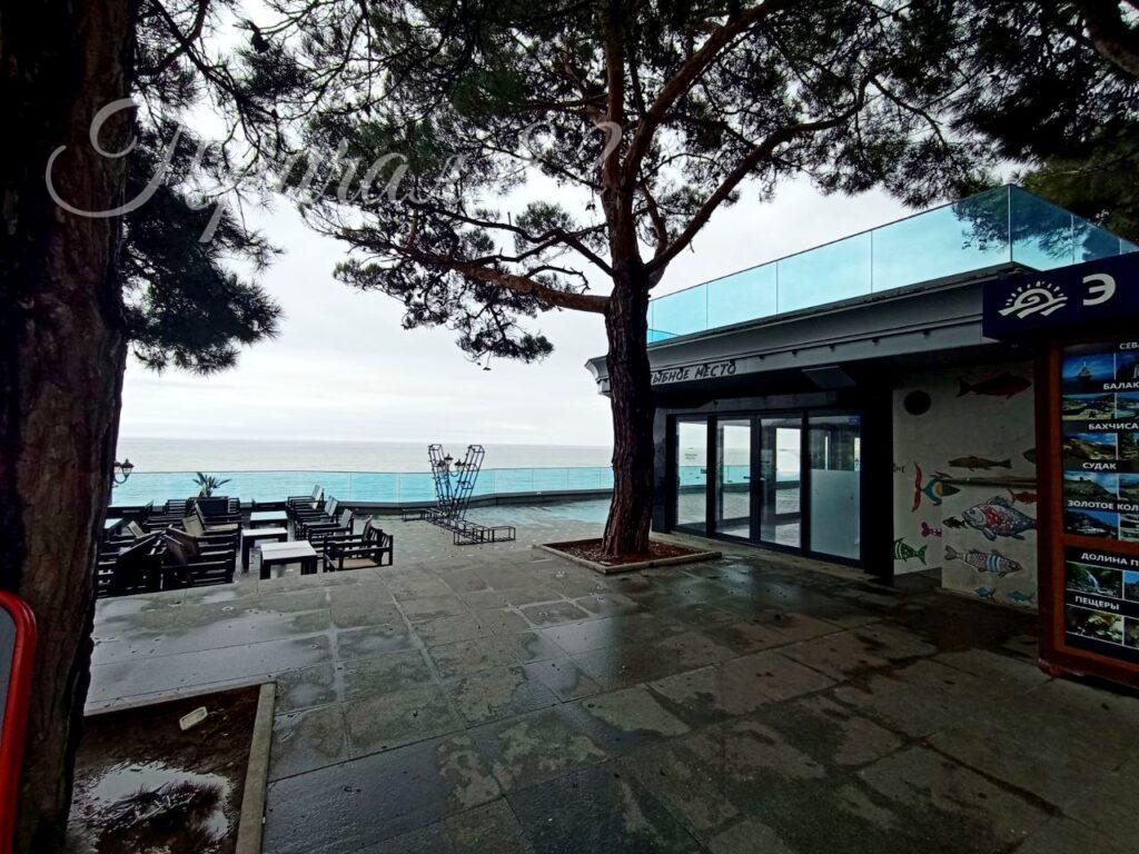 Ялта, наб. им. Ленина 18/20