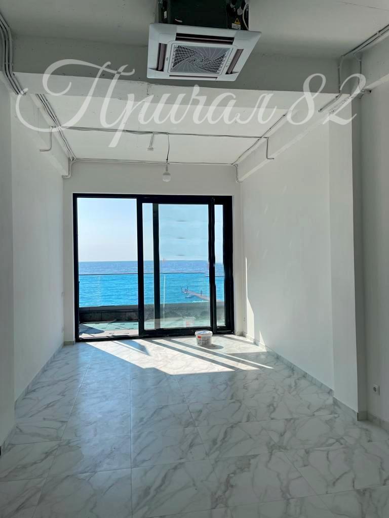 Ялта, наб. им. Ленина 18/20