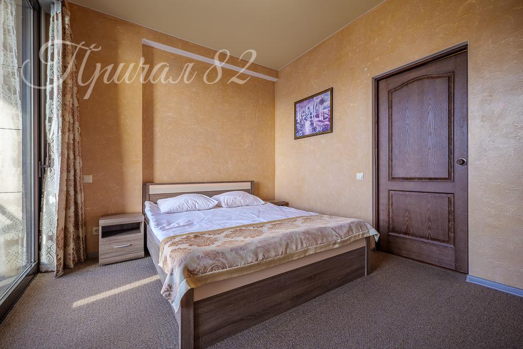 Ялта улица Морской спуск 8