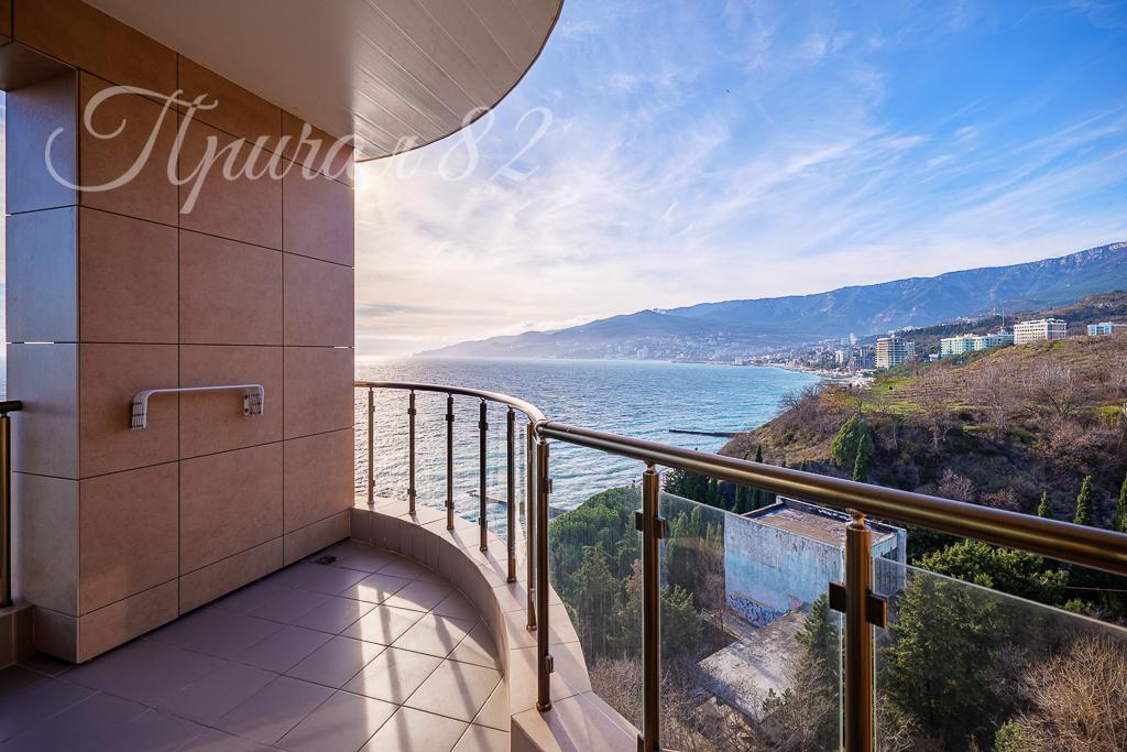 Ялта улица Морской спуск 8