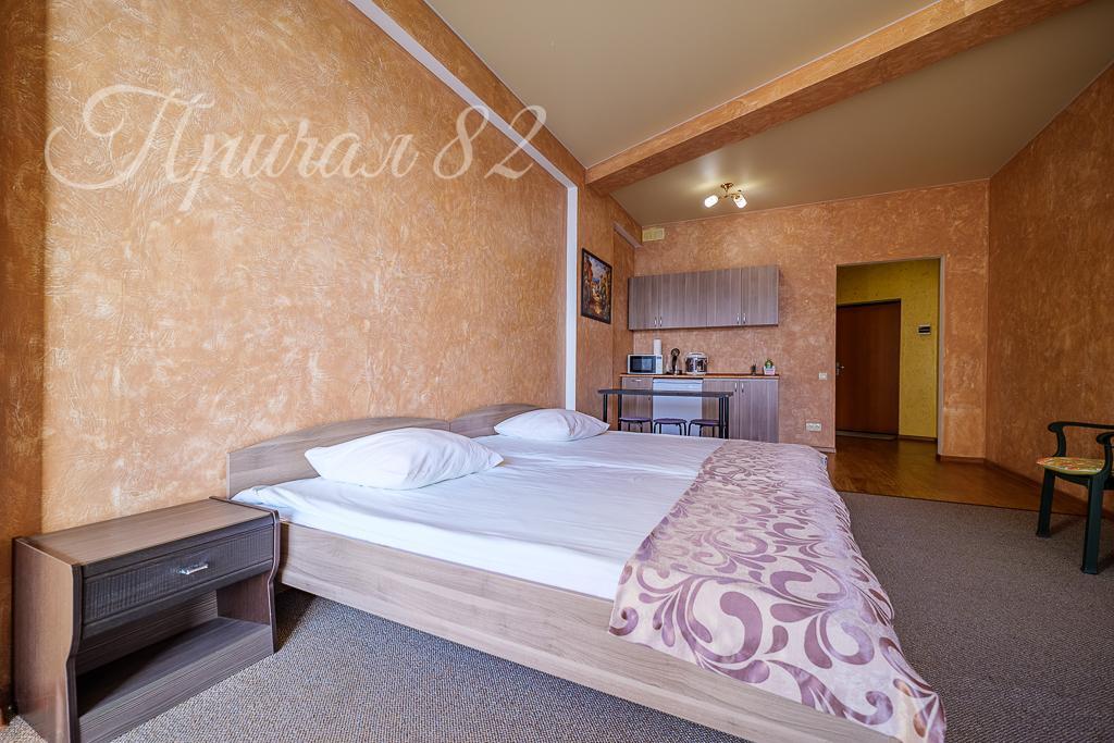 Ялта, улица Морской спуск 8