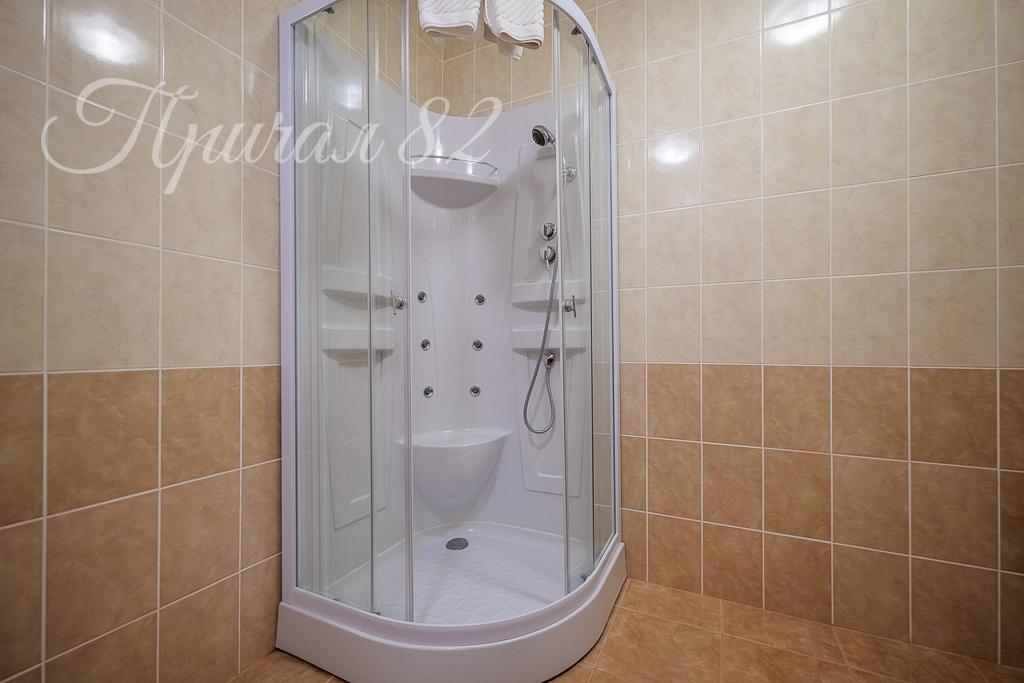 Ялта улица Морской спуск 8