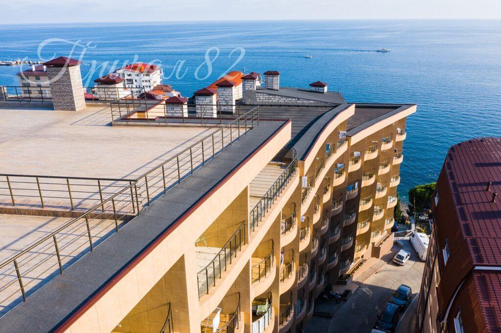 Ялта улица Морской спуск 8