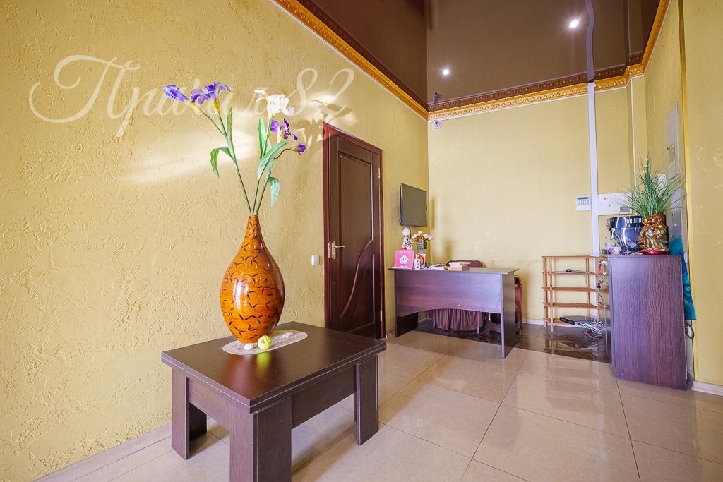 Ялта, пгт Кореиз, Алупкинское шоссе 2В