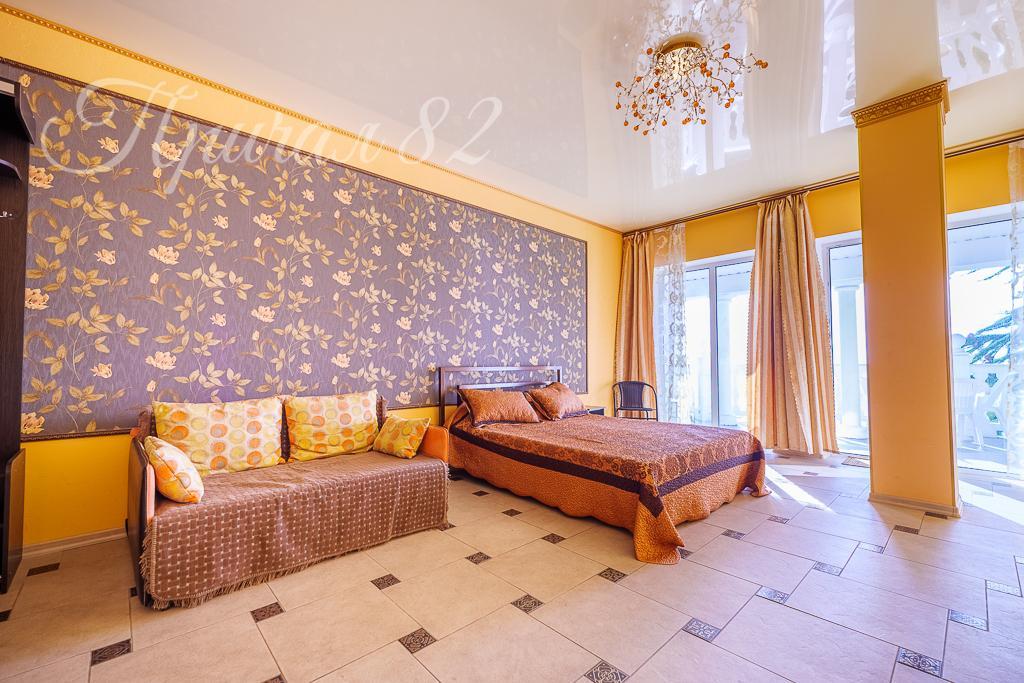 Ялта, пгт Кореиз, Алупкинское шоссе 2В