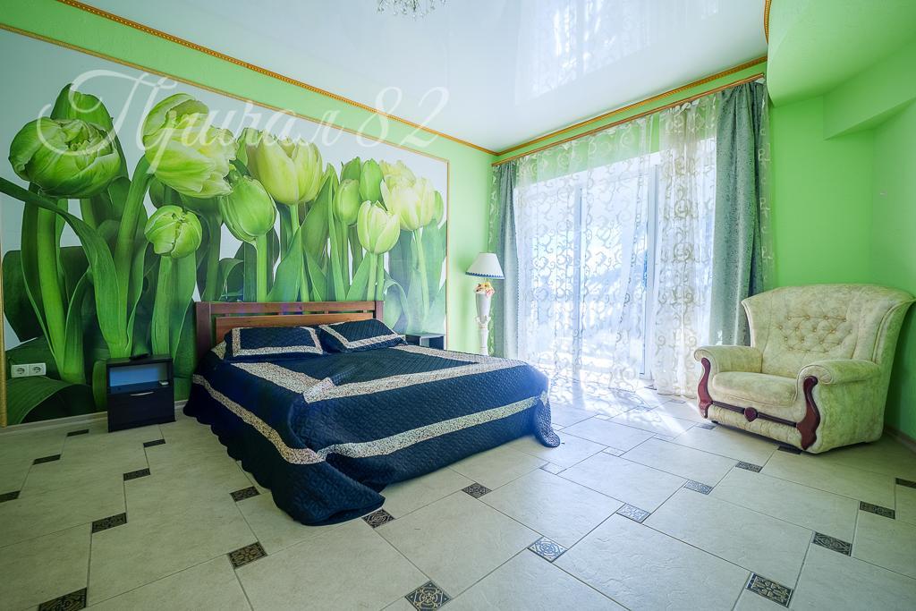 Ялта, пгт Кореиз, Алупкинское шоссе 2В