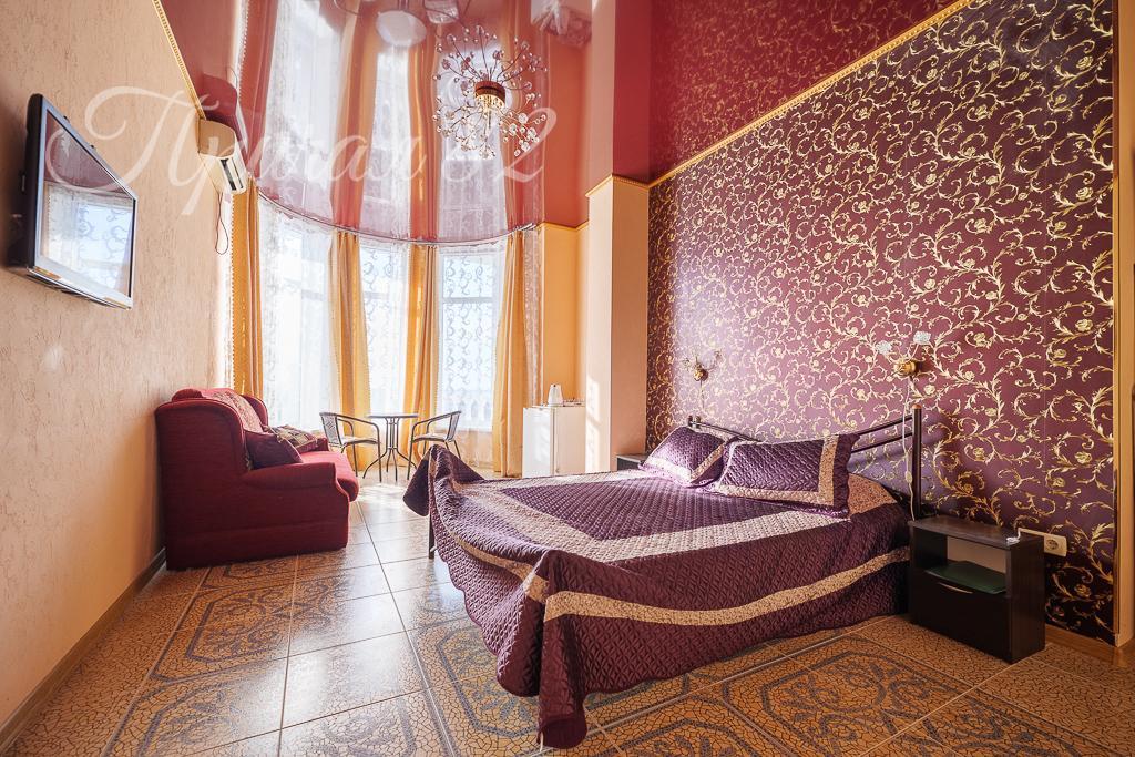 Ялта, пгт Кореиз, Алупкинское шоссе 2В