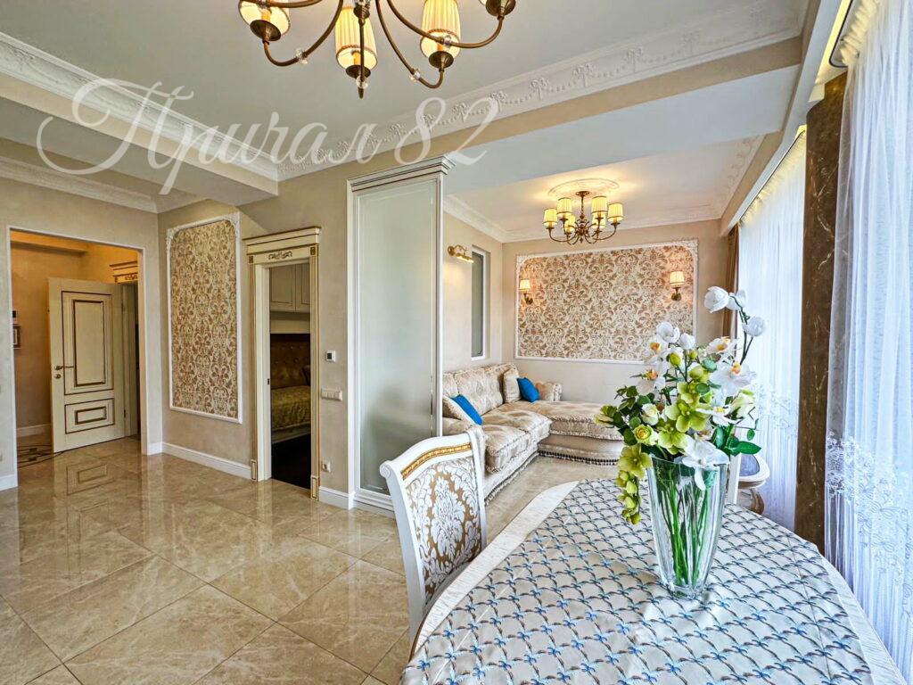 Ялта, Набережная им. Ленина, 4