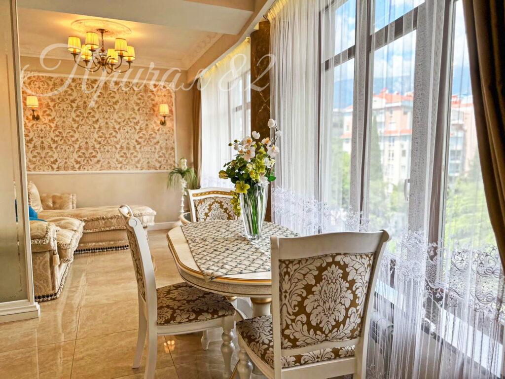 Ялта, Набережная им. Ленина, 4