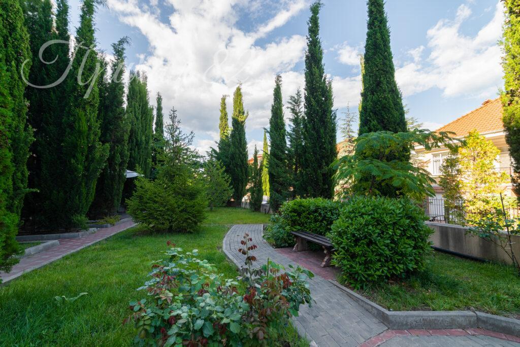 Алушта, пос. Чайка, ул. Багрова, 12