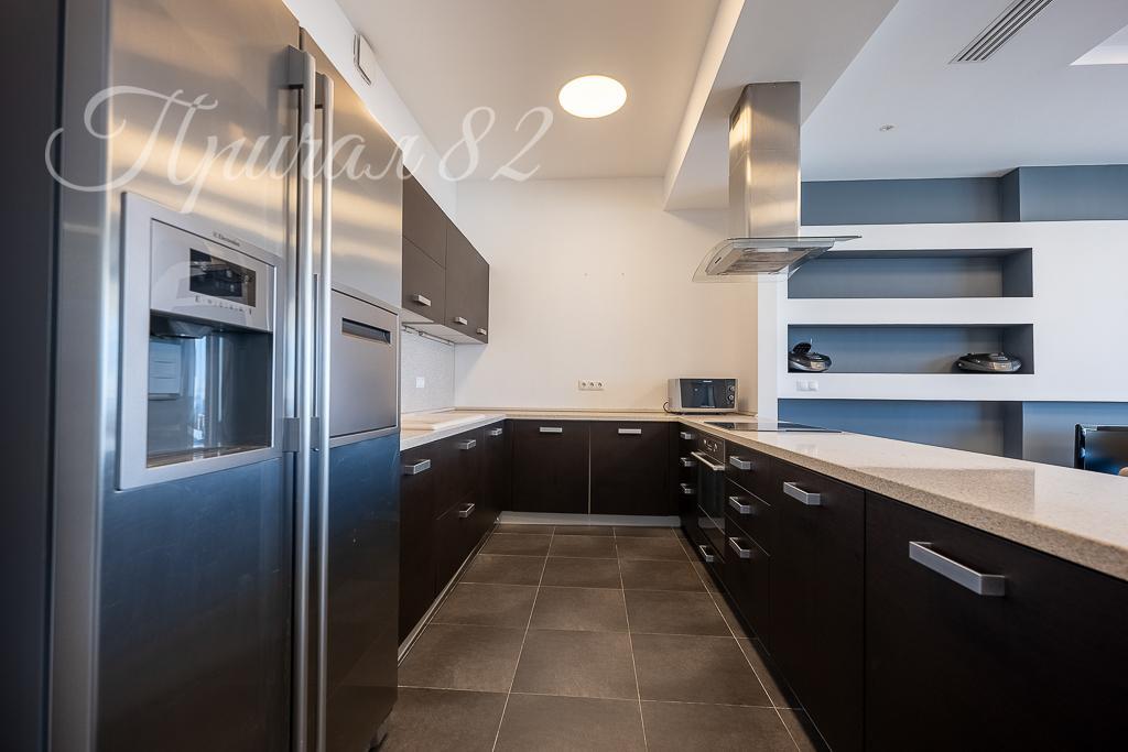 Ялта, Парковый проезд, 6А