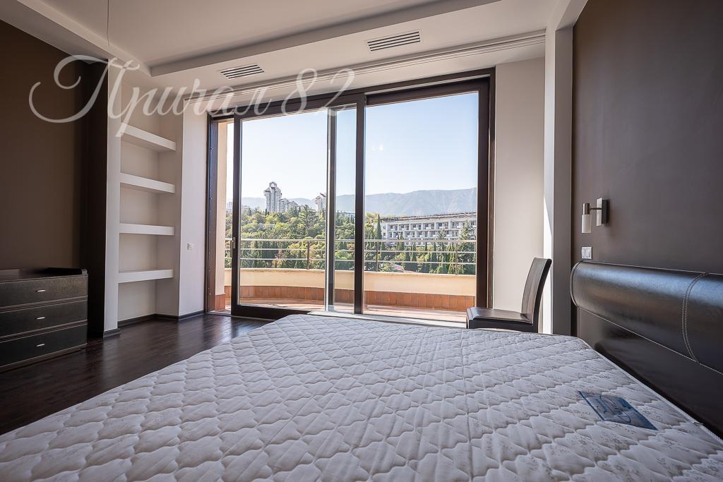 Ялта, Парковый проезд, 6А