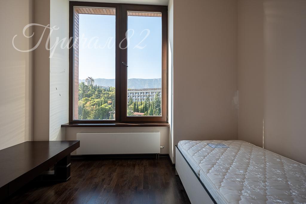 Ялта, Парковый проезд, 6А