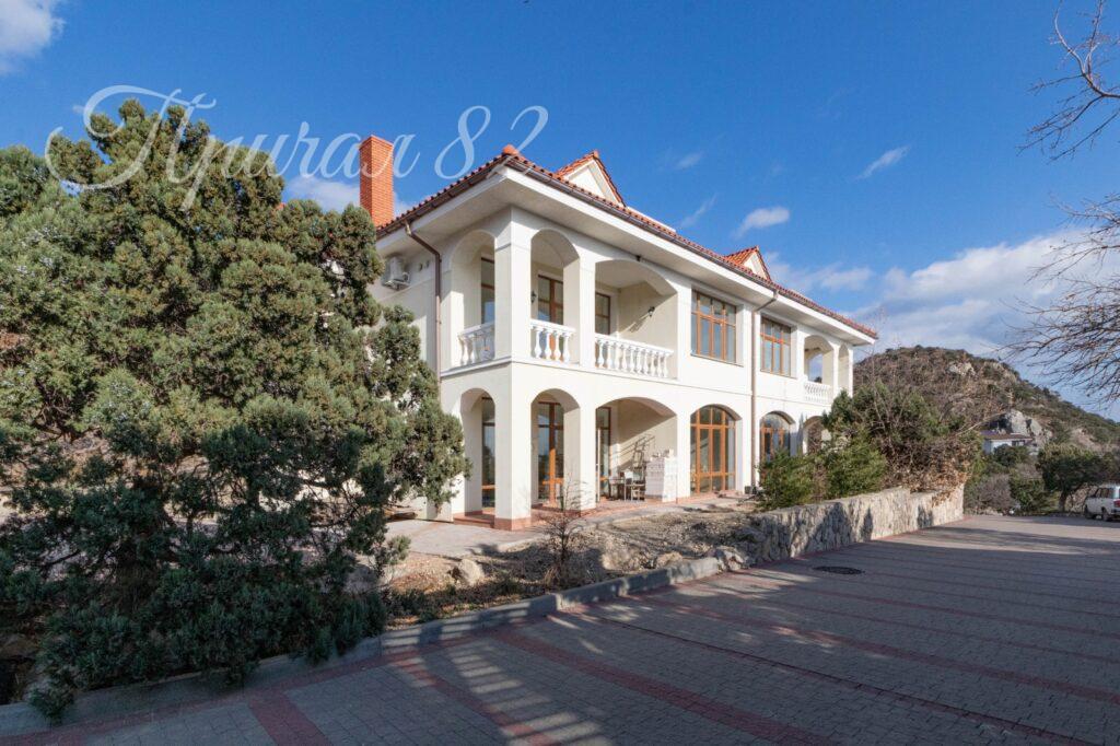 Ялта, пгт. Форос, мыс Сарыч