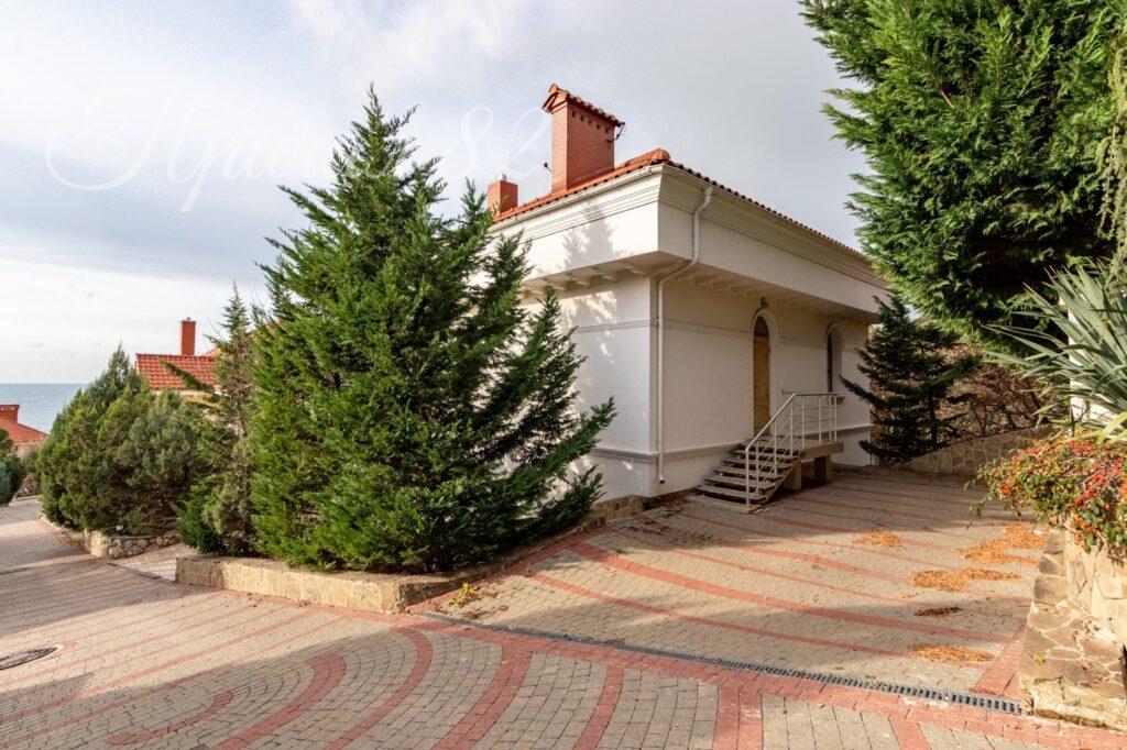 Ялта, пгт. Форос, мыс Сарыч