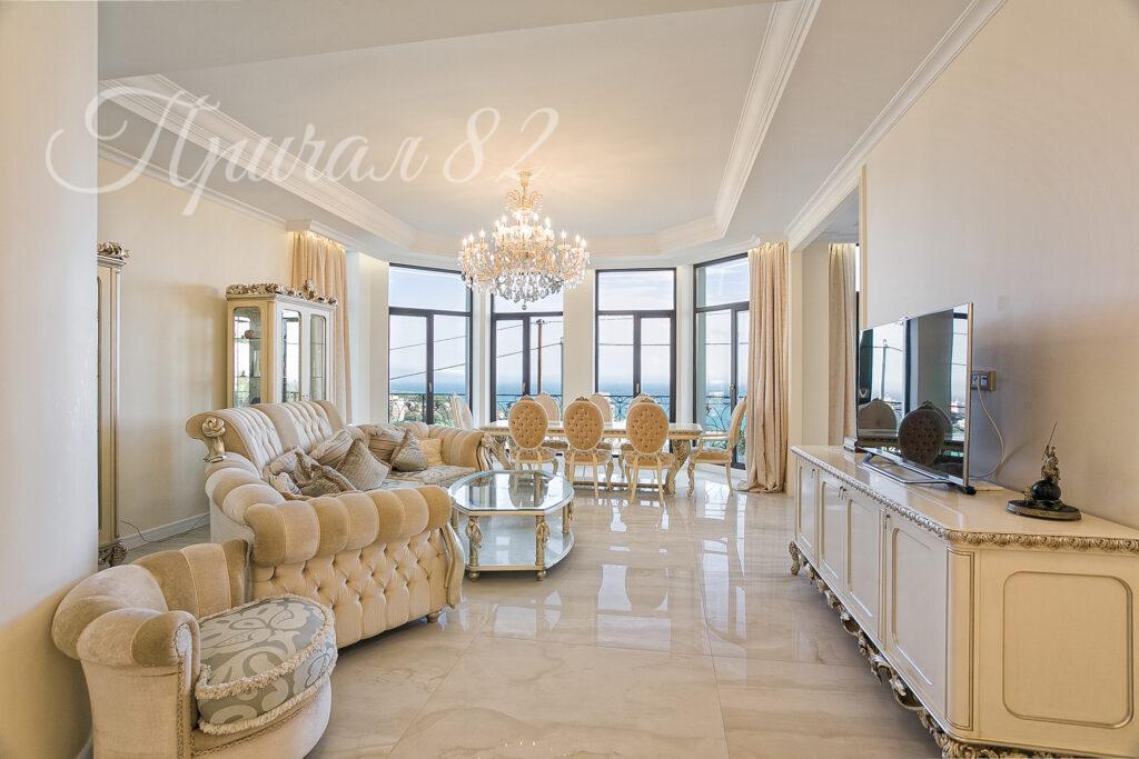 Ялта улица Войковаб дом 23