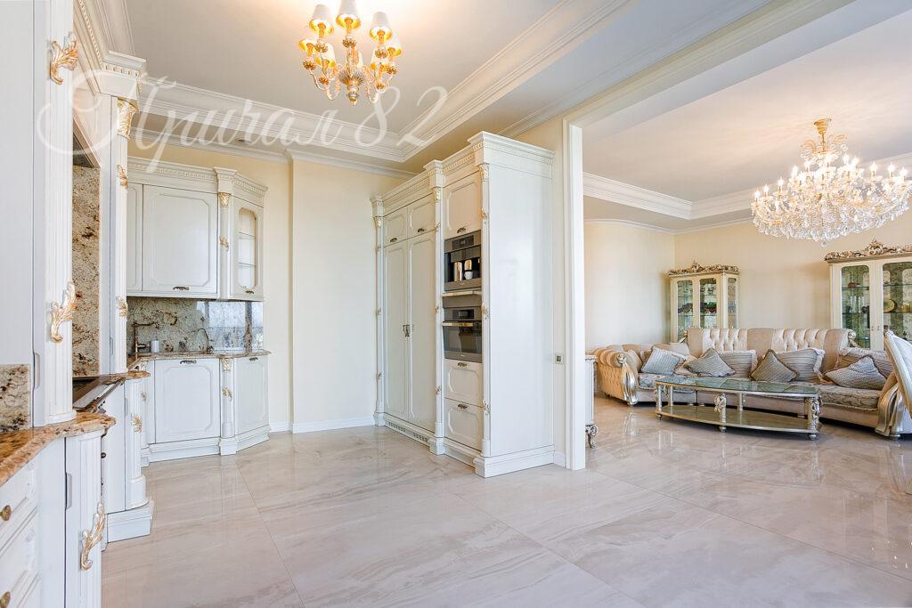 Ялта улица Войковаб дом 23