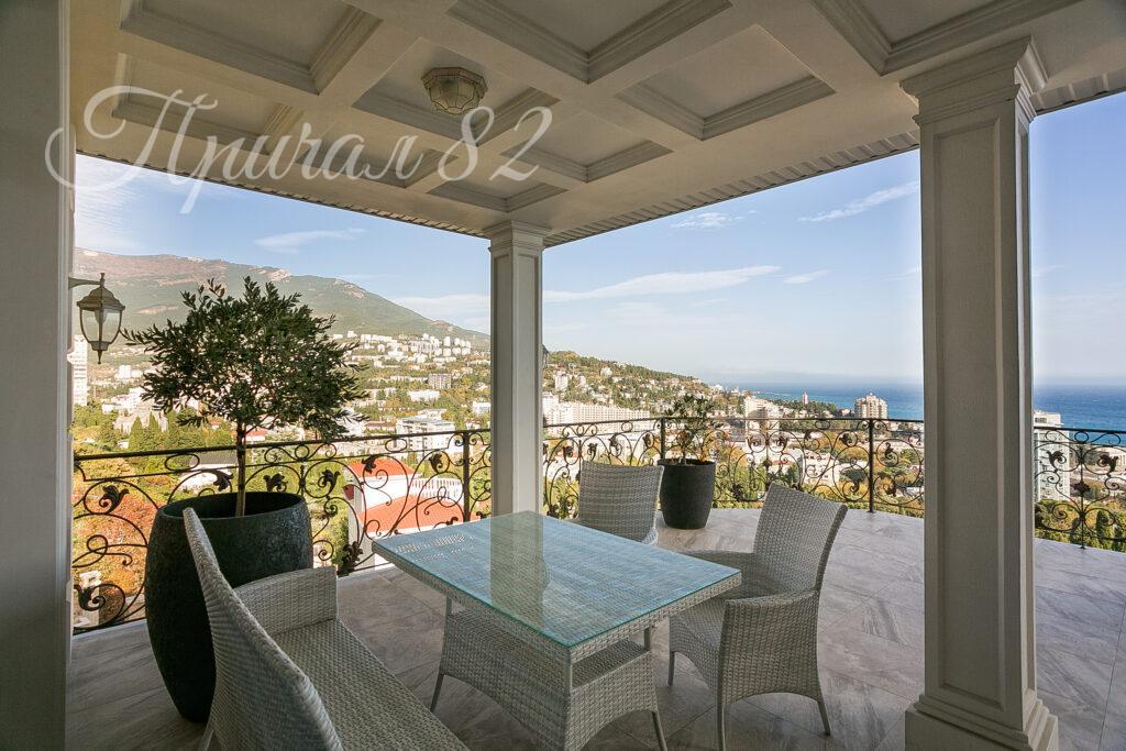 Ялта улица Войковаб дом 23