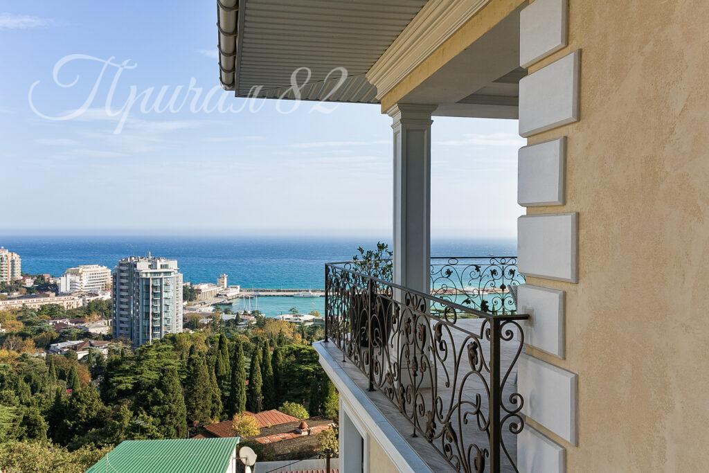 Ялта улица Войковаб дом 23