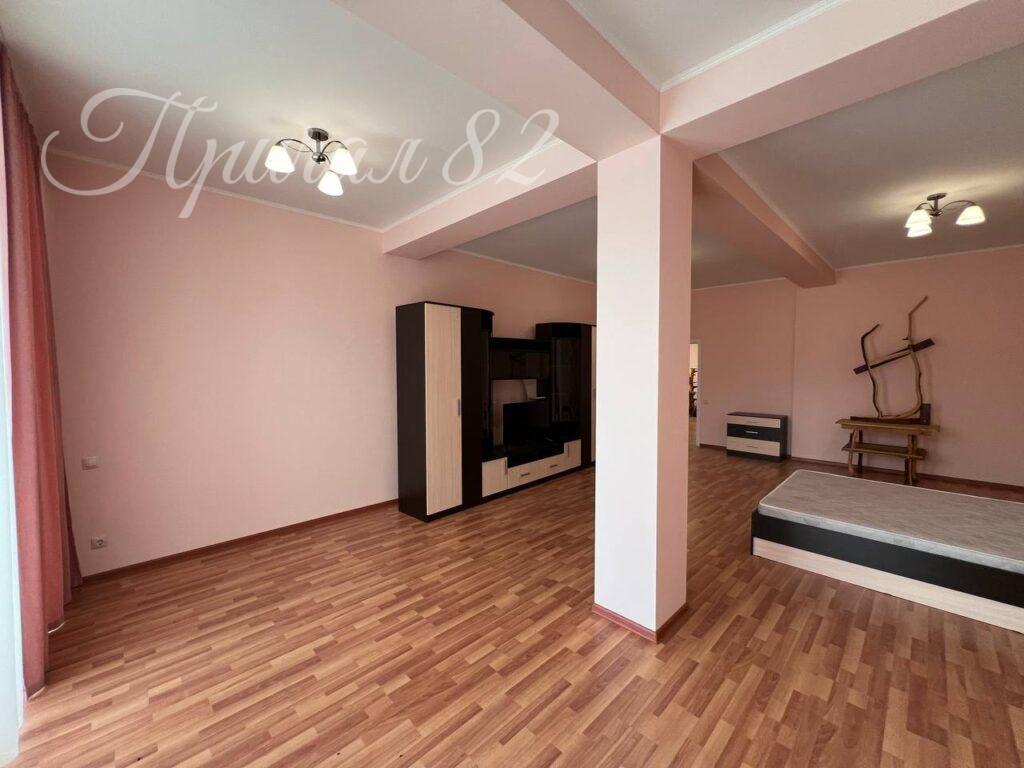 Ялта, ул. Пионерская 8