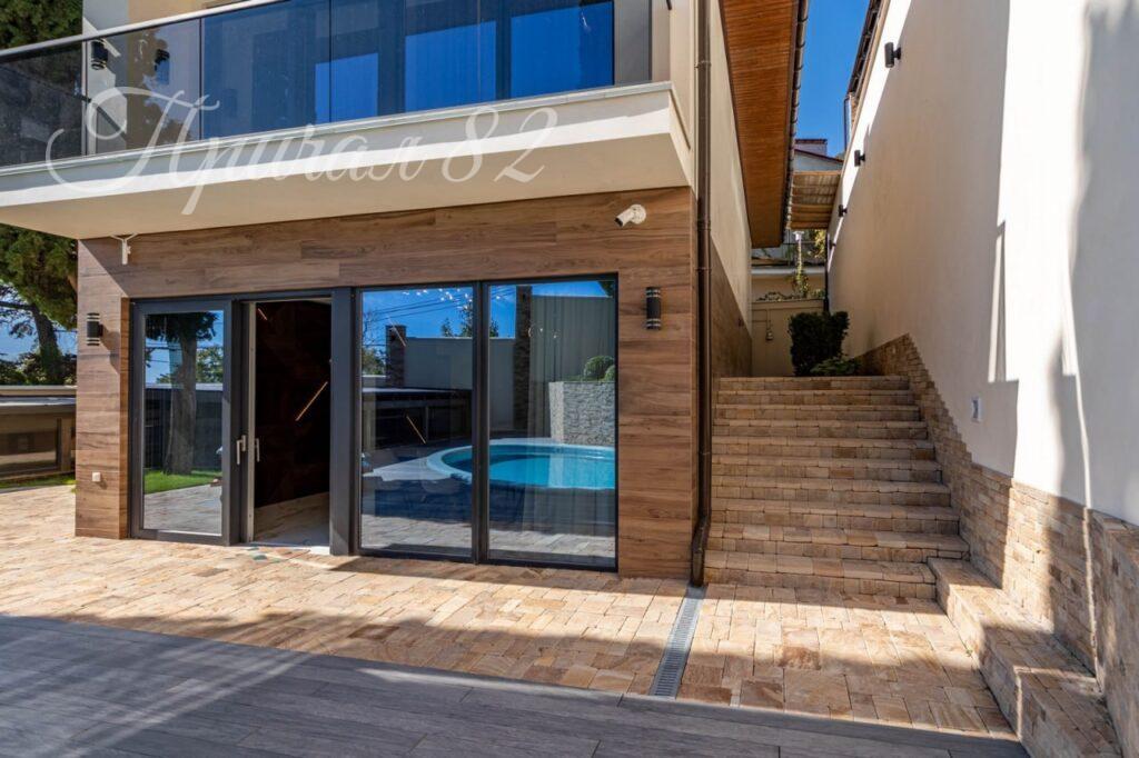 Ялта, пгт. Массандра, ул. Мира