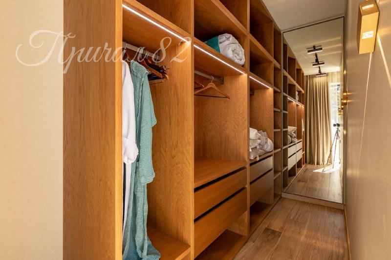 Ялта, пгт. Массандра, ул. Мира