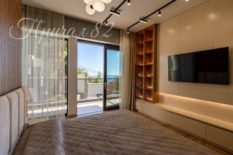 Ялта, пгт. Массандра, ул. Мира