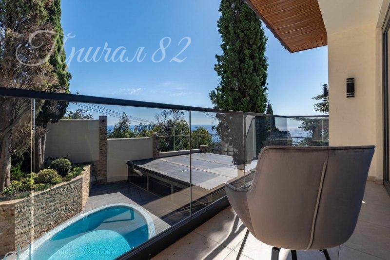 Ялта, пгт. Массандра, ул. Мира