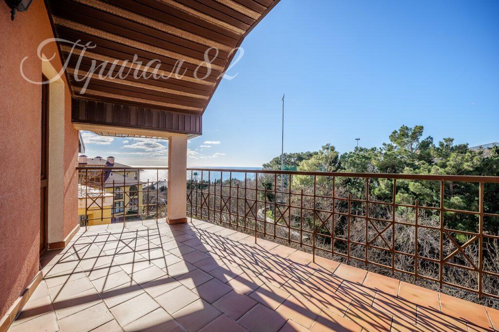 Ялта, пгт Алупка, ул.Ленина 29Б