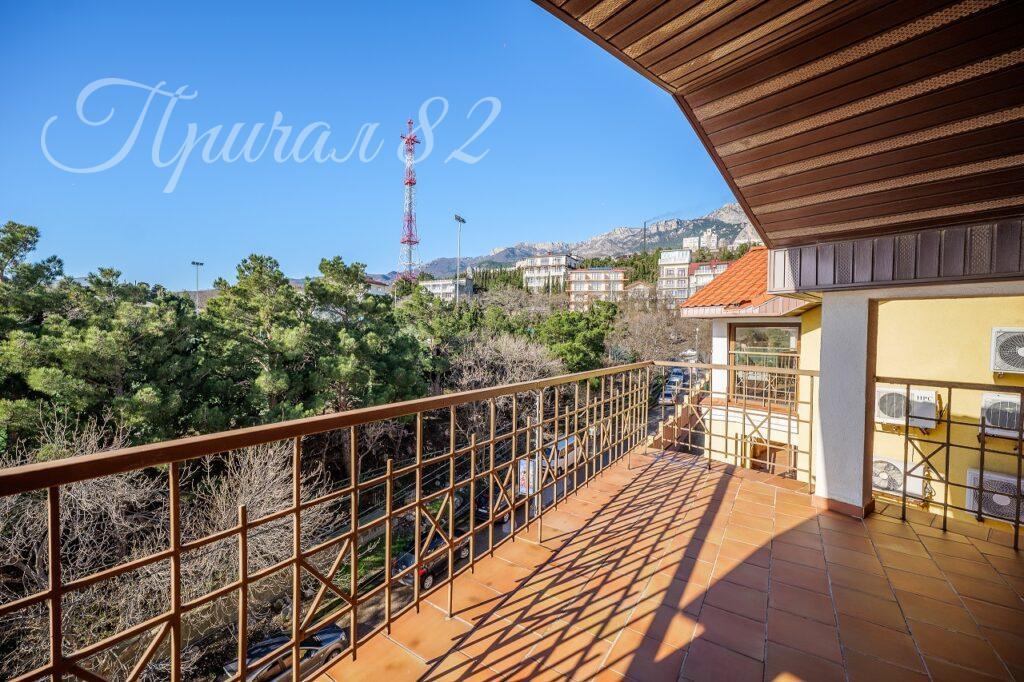 Ялта, пгт Алупка, ул.Ленина 29Б