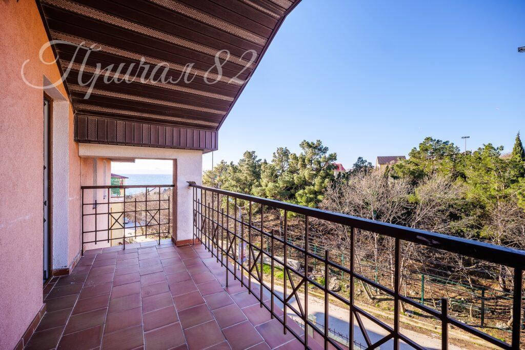 Ялта, пгт Алупка, ул.Ленина 29Б