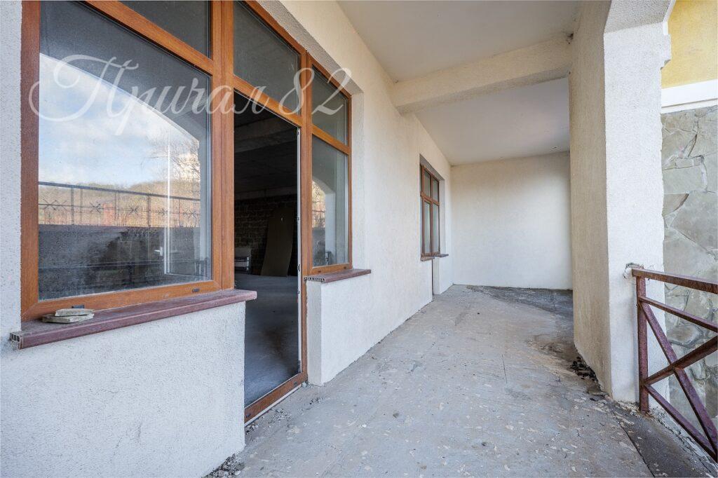 Ялта, пгт Алупка, ул.Ленина 29Б